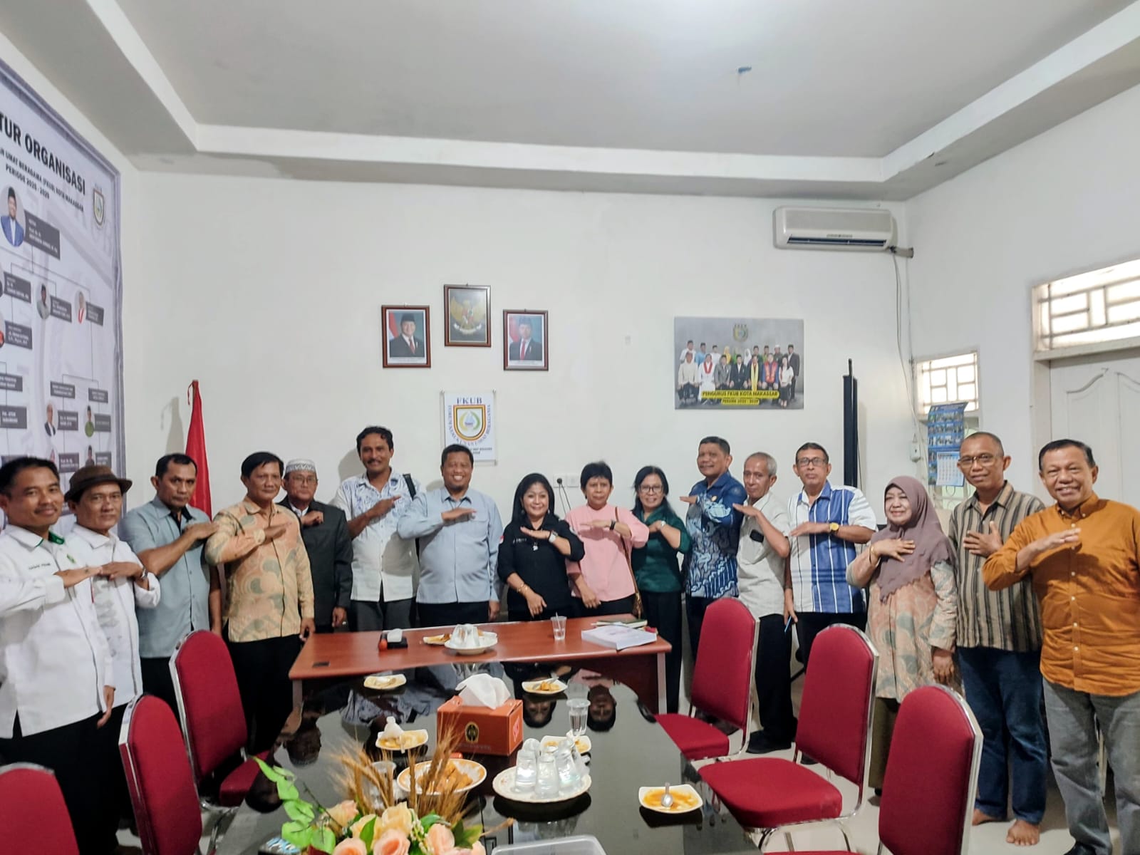 FKUB Makassar Terima Audience Pengurus Gereja Toraja Jemaat Lanraki Kec. Biringkanaya