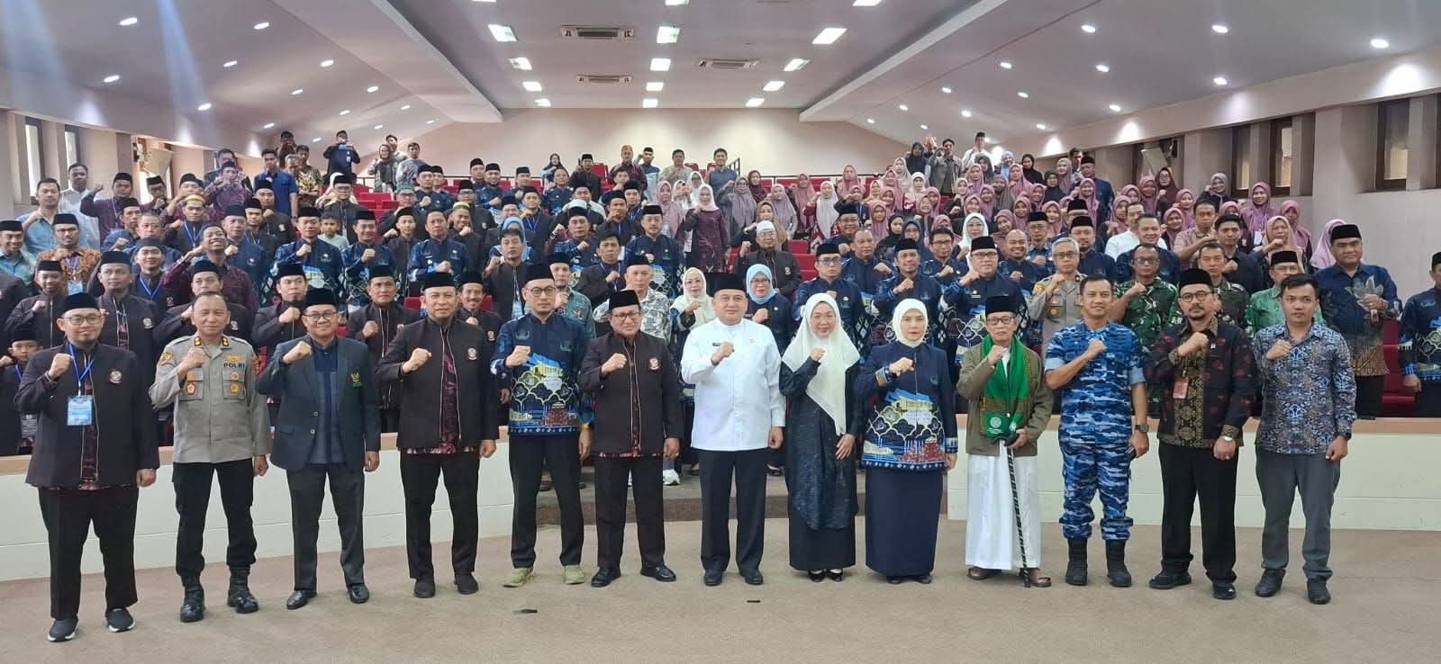 Walikota Makassar Lepas Kafilah MTQ XXXIV Tingkat Provinsi ke Kabupaten Maros