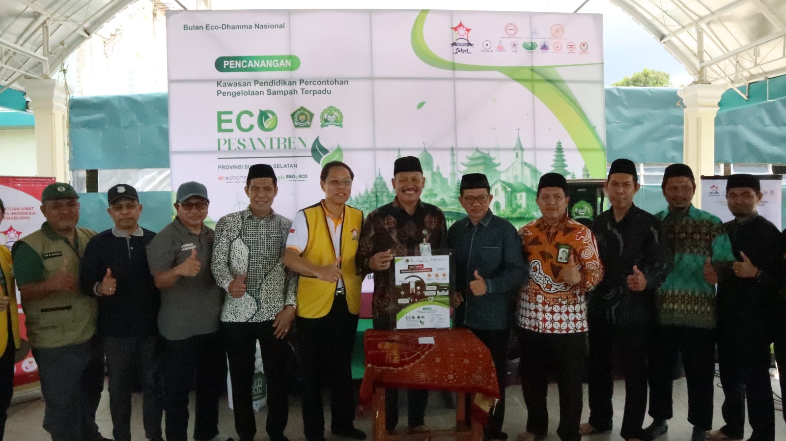 Launching Eco Pesantren; Pengelolaan Sampah Terpadu, FKUB Makassar Apresiasi Inovasi PERMABUDHI
