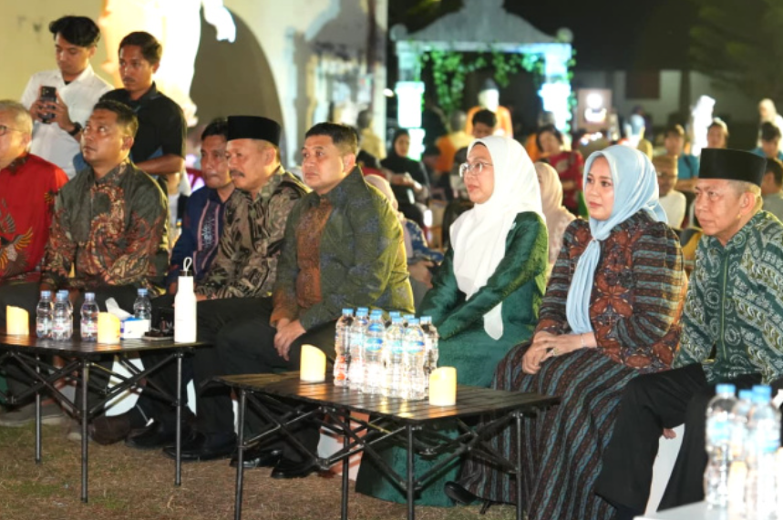Munafri Tekankan Toleransi dan Kalaborasi saat sannipata waisak di Fort Rotterdam