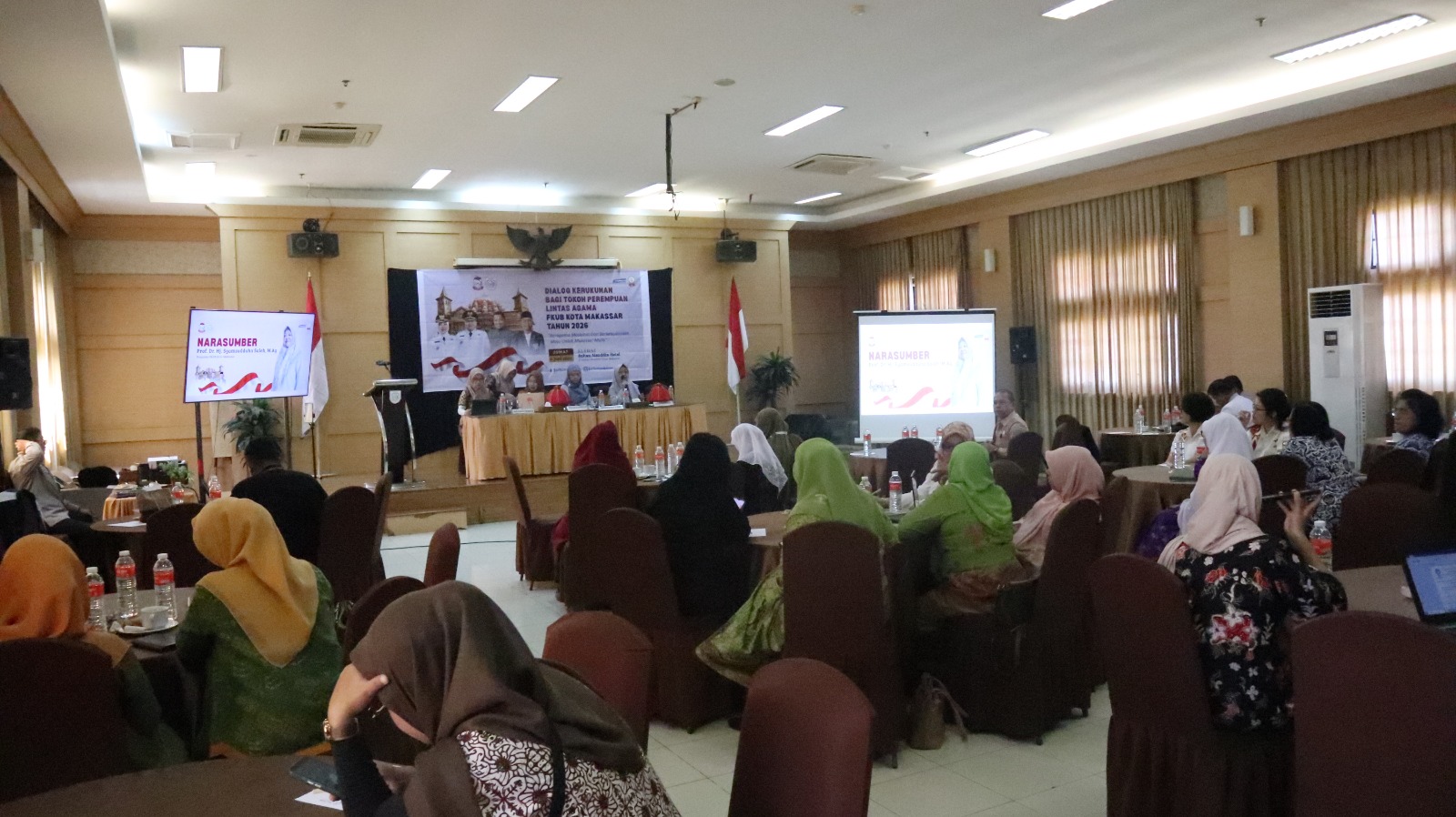Dialog FKUB Makassar Bahas Posisi Strategis Perempuan dalam Bangun Kerukunan Umat Beragama di Makassar