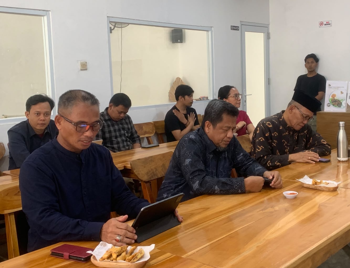 FKUB Makassar Hadiri Dialog Gusdurian, Dorong Kolaborasi Atasi Krisis Air Bersih di Buloa